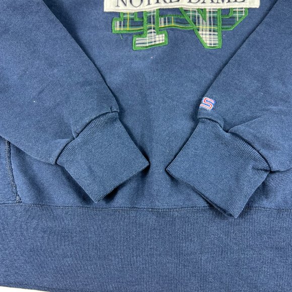 VTG Notre Dame Fightin Irish Sweatshirt Large Blue Faded Plaid Logo Crewneck - Picture 6 of 15